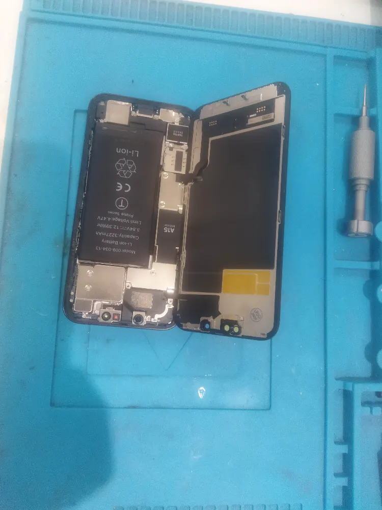 foto principale Sostituzione schermo smartphone a Anagnina, Roma - iRiparazioni | Anagnina