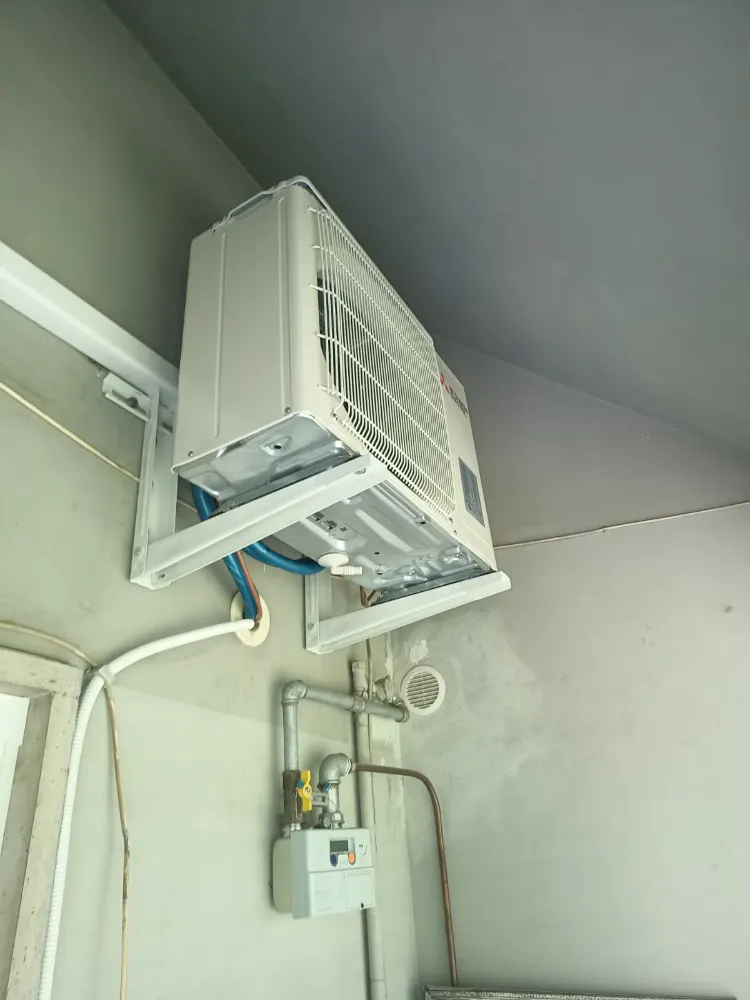foto principale sostituzione climatizzatore a Furio Camillo, Roma - Thermoroma